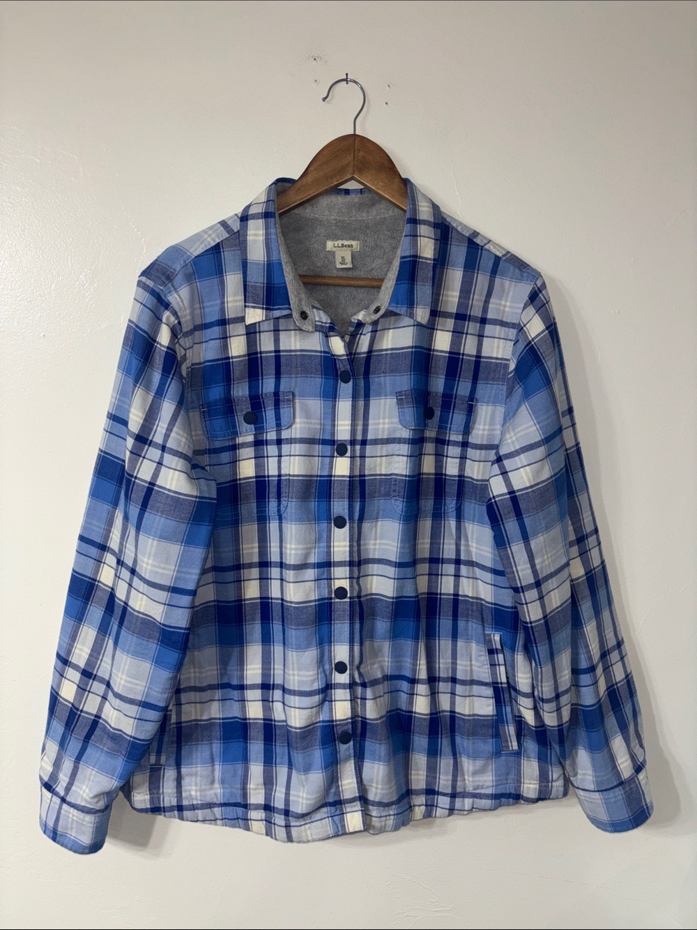 L.L. Bean Blue and White Plaid Shacket Utility Jacket Coat Buttons Cotton XL